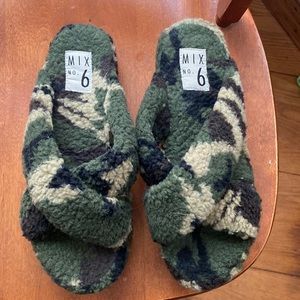 Camouflage platform slipper sandals, never worn